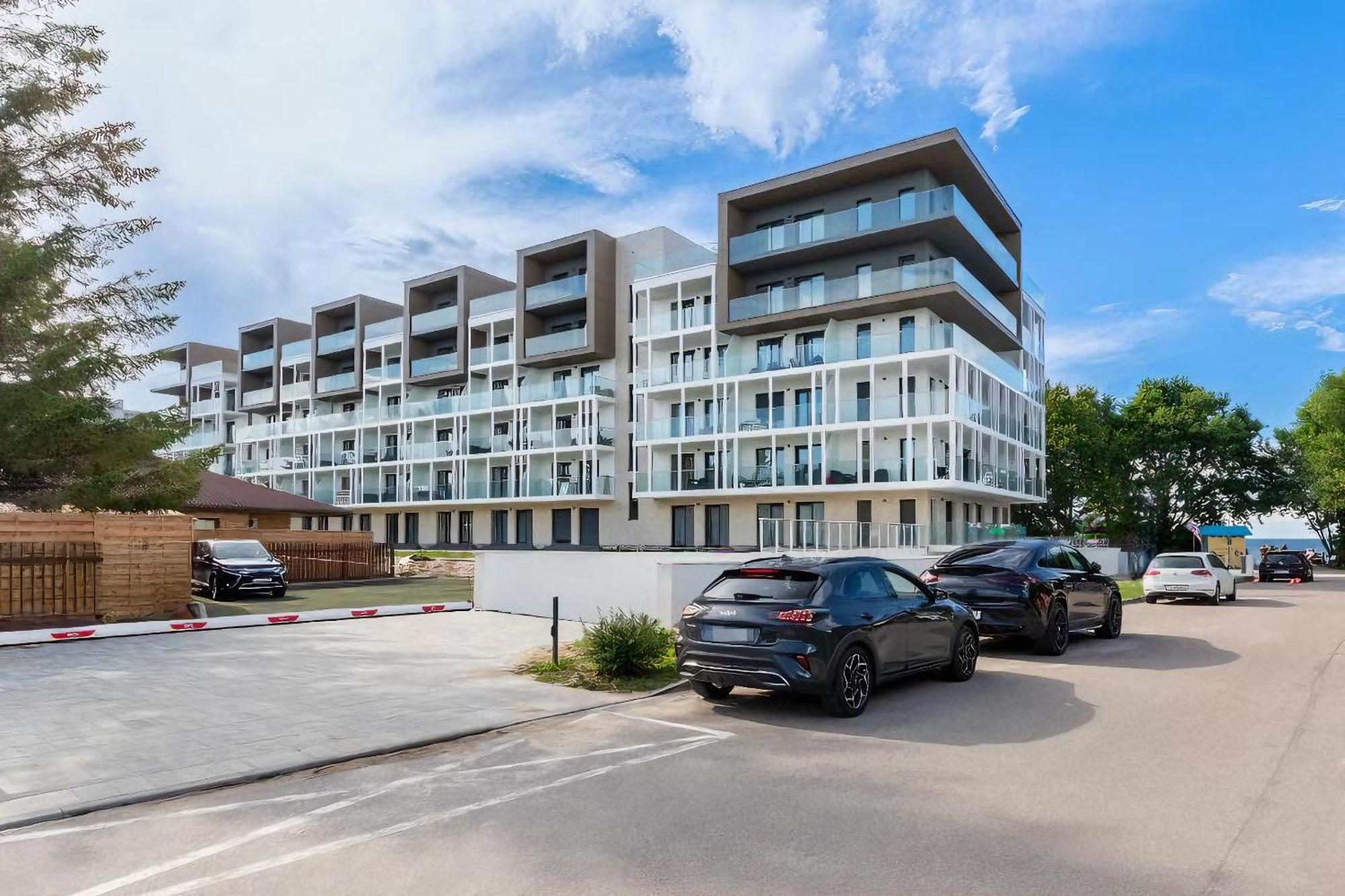 Apartament 018 Tuz Przy Plazy Z Tarasem I Parkingiem Perlowa Przystan Sianozety Dış mekan fotoğraf